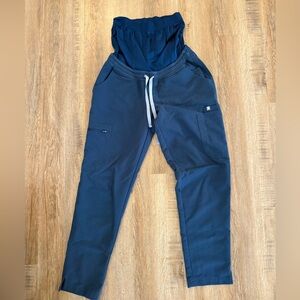 FIGS maternity scrubs